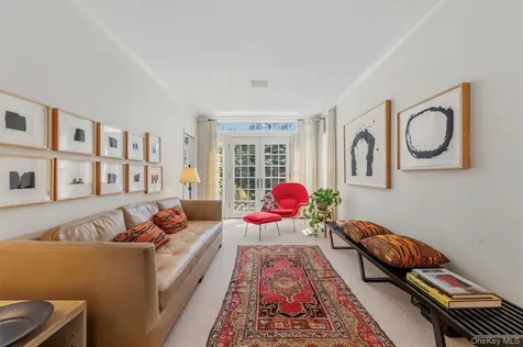 6 Hillair Circle White Plains NY 10605