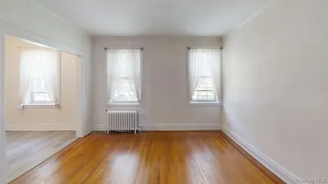 445 Gramatan Avenue Fleetwood NY 10552