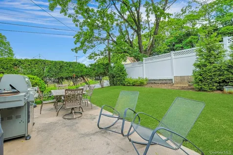 70 Durham Road White Plains NY 10607