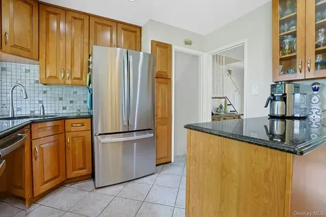 70 Durham Road White Plains NY 10607