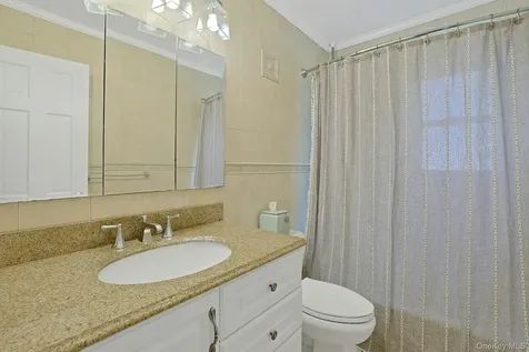 70 Durham Road White Plains NY 10607