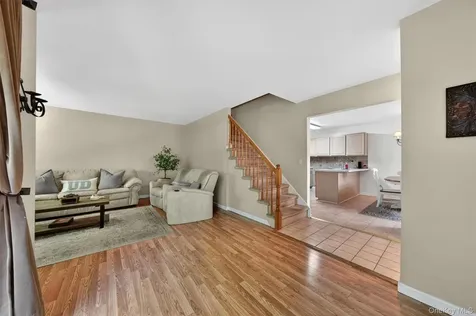 2 Giovanni Court Monroe NY 10950
