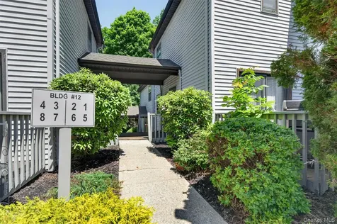 2 Giovanni Court Monroe NY 10950