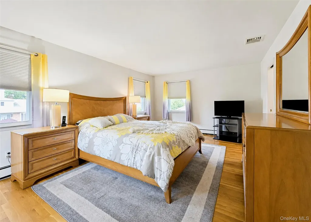866 Abbott Street East Meadow NY 11554