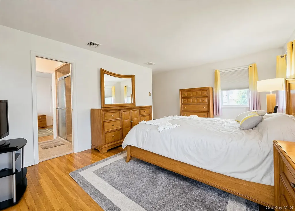 866 Abbott Street East Meadow NY 11554
