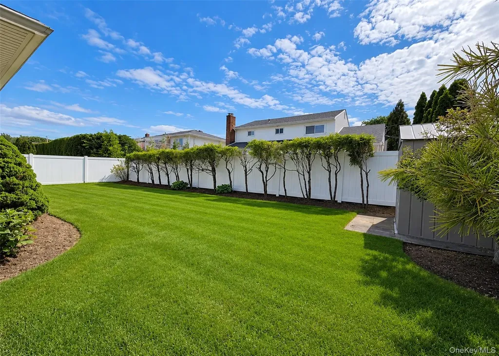 866 Abbott Street East Meadow NY 11554