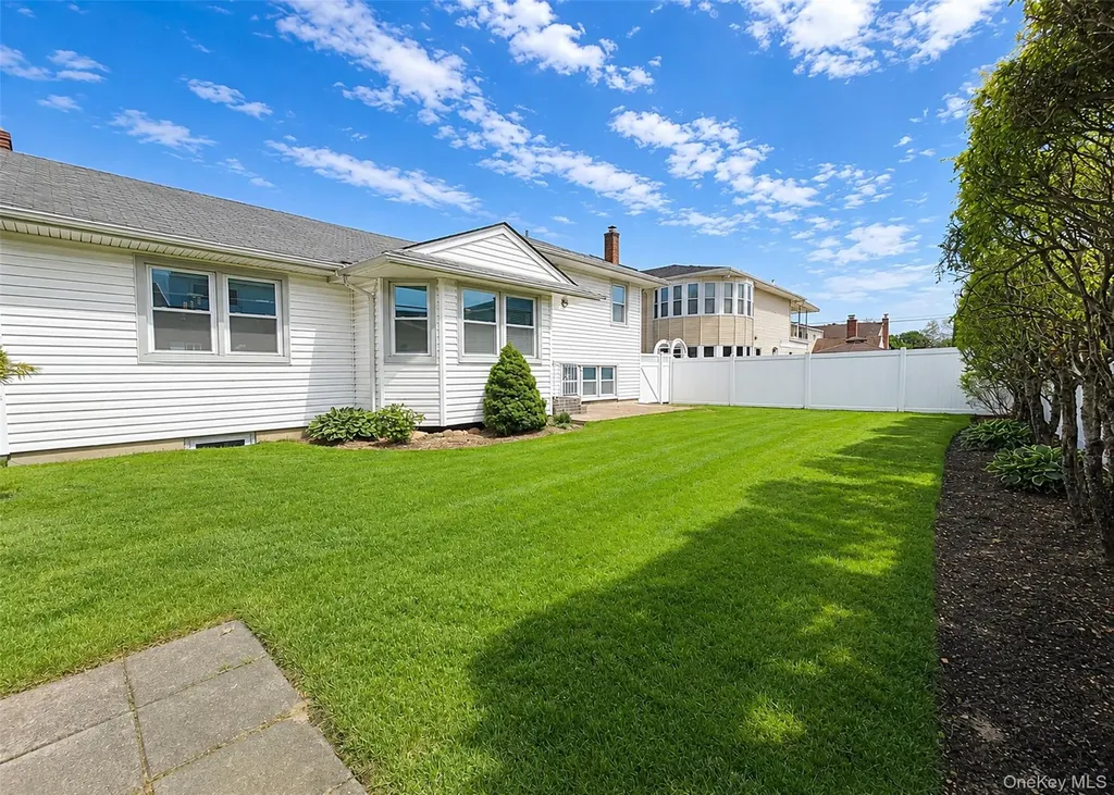 866 Abbott Street East Meadow NY 11554