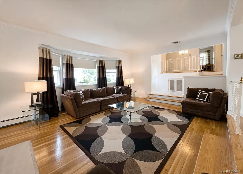 866 Abbott Street East Meadow NY 11554