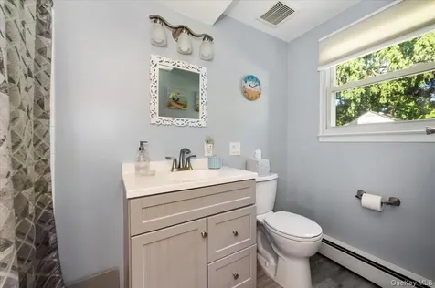 12 Northern Parkway E Plainview NY 11803