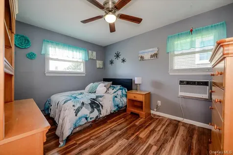 12 Northern Parkway E Plainview NY 11803