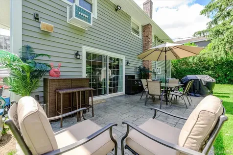 12 Northern Parkway E Plainview NY 11803