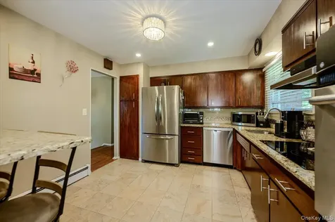 12 Northern Parkway E Plainview NY 11803