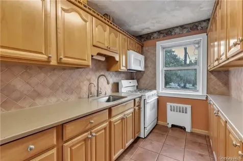 51 White Oak Street New Rochelle NY 10801