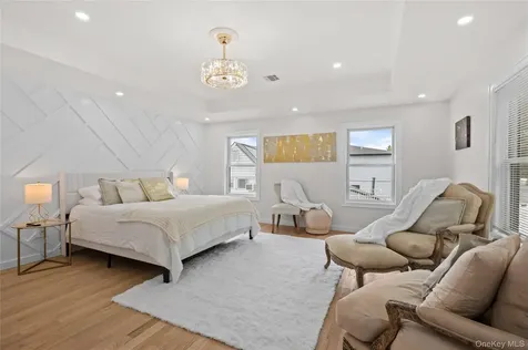 172 Choir Lane Westbury NY 11590