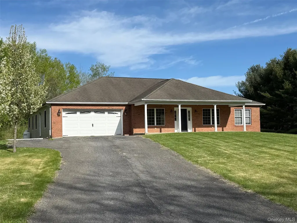 24 Mountain View Road Amenia NY 12501
