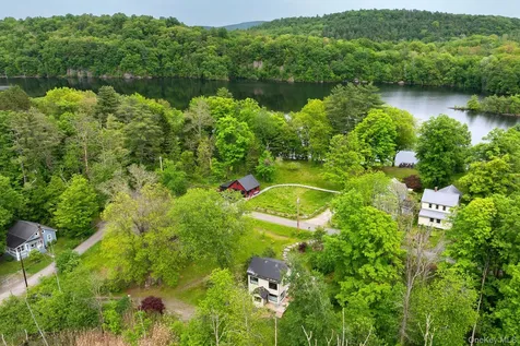 18 Lake Hill Road Kingston NY 12401