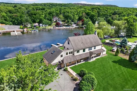 2 Grove Avenue Greenwood Lake NY 10925