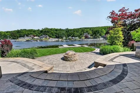 2 Grove Avenue Greenwood Lake NY 10925
