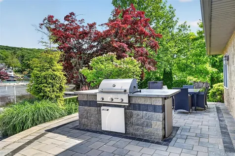 2 Grove Avenue Greenwood Lake NY 10925
