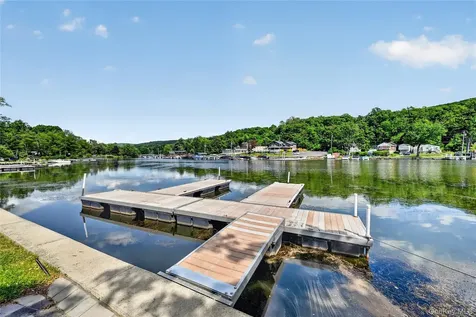 2 Grove Avenue Greenwood Lake NY 10925