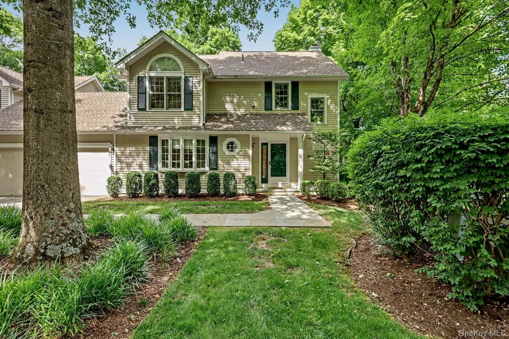 4 Annes Wood Lane Mount Kisco NY 10549