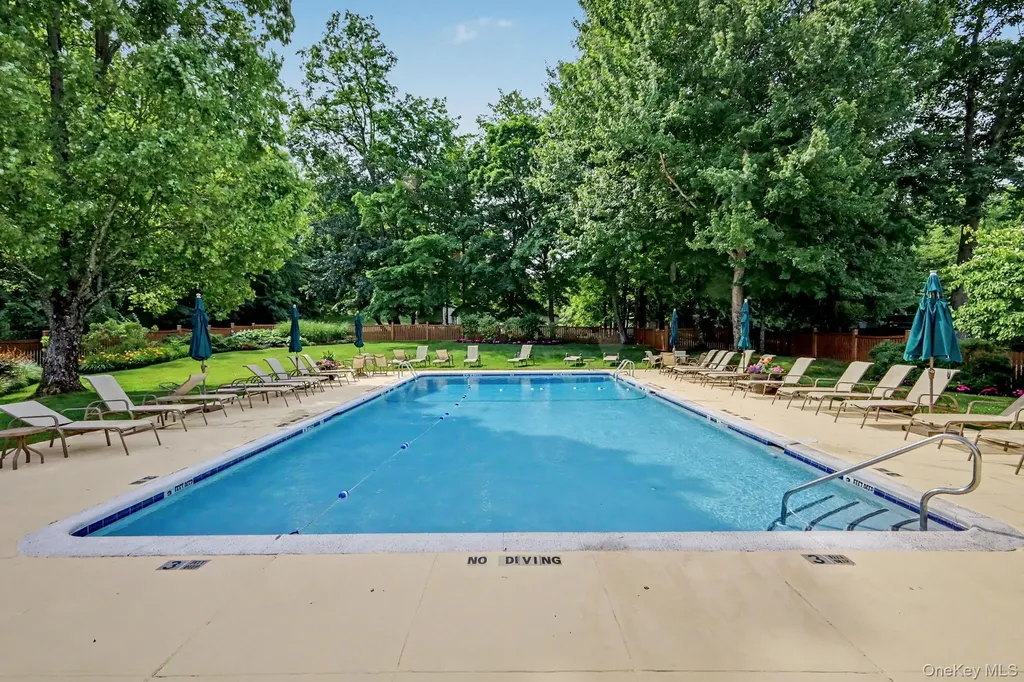 4 Annes Wood Lane Mount Kisco NY 10549