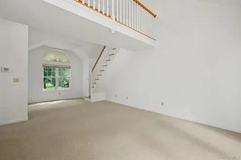4 Annes Wood Lane Mount Kisco NY 10549