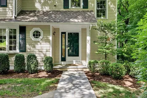 4 Annes Wood Lane Mount Kisco NY 10549