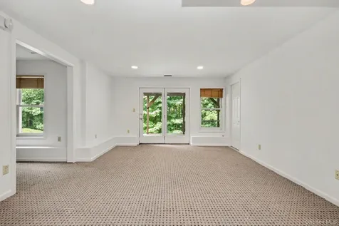 4 Annes Wood Lane Mount Kisco NY 10549