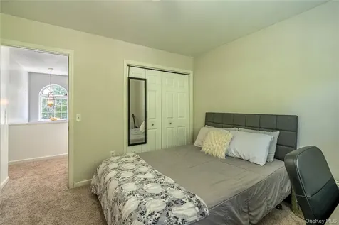 7 Pearlbush Lane Poughkeepsie NY 12603