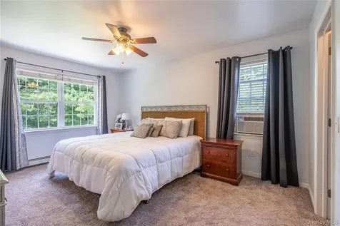 7 Pearlbush Lane Poughkeepsie NY 12603