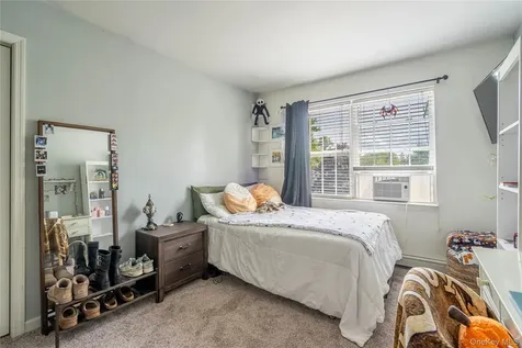 7 Pearlbush Lane Poughkeepsie NY 12603