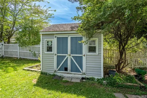 7 Pearlbush Lane Poughkeepsie NY 12603