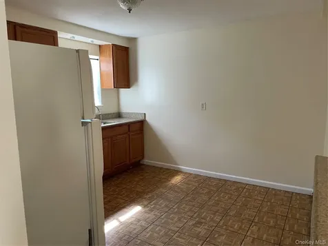 554 Long Beach Road Island Park NY 11558