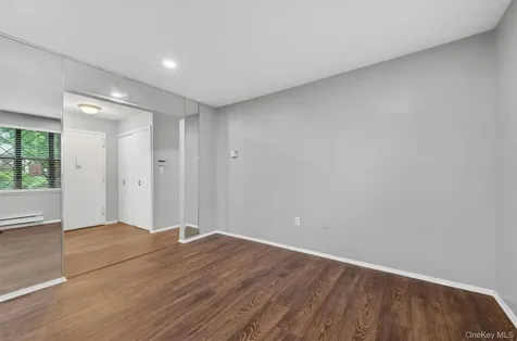631 Sierra Vista Lane Valley Cottage NY 10989