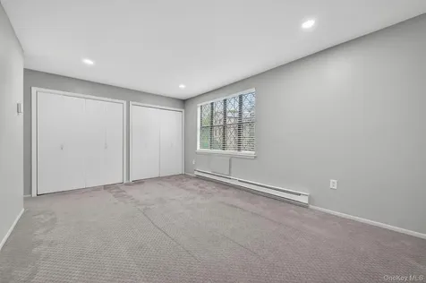 631 Sierra Vista Lane Valley Cottage NY 10989