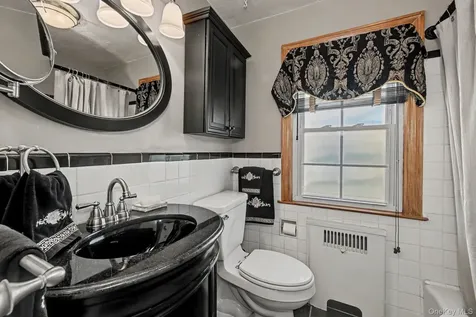 13 Lorenz Avenue New Rochelle NY 10801