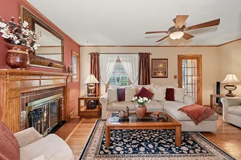 13 Lorenz Avenue New Rochelle NY 10801