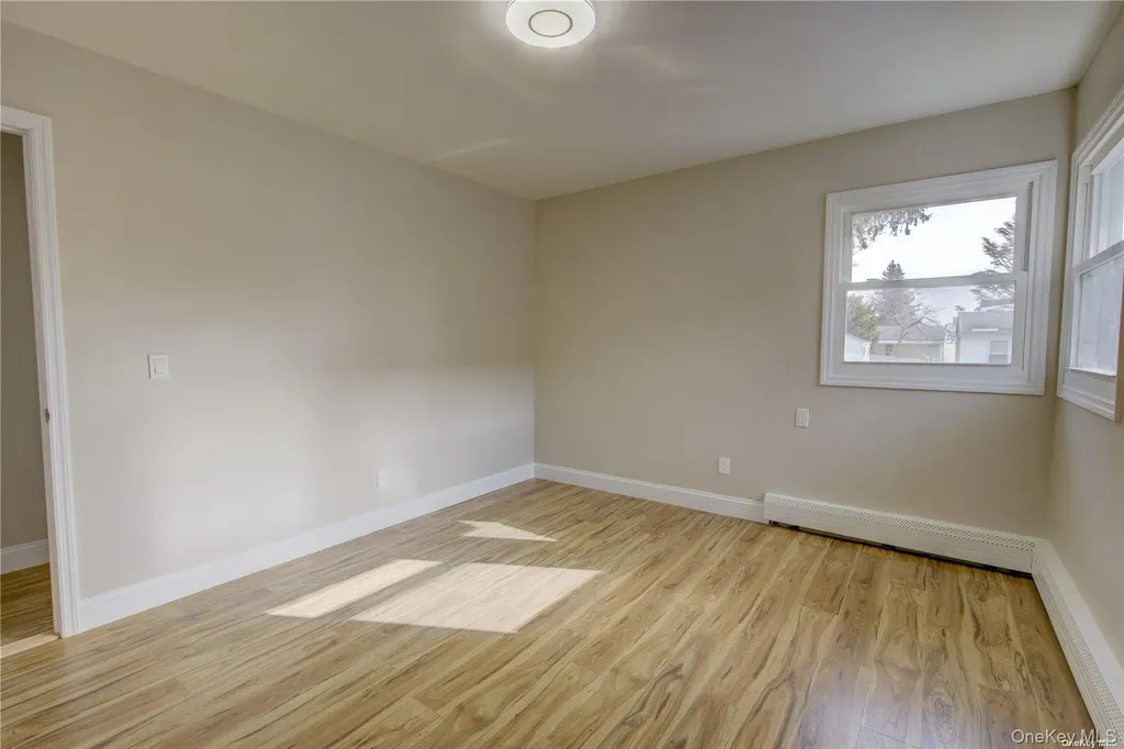 207 Catherine Avenue Franklin Square NY 11010