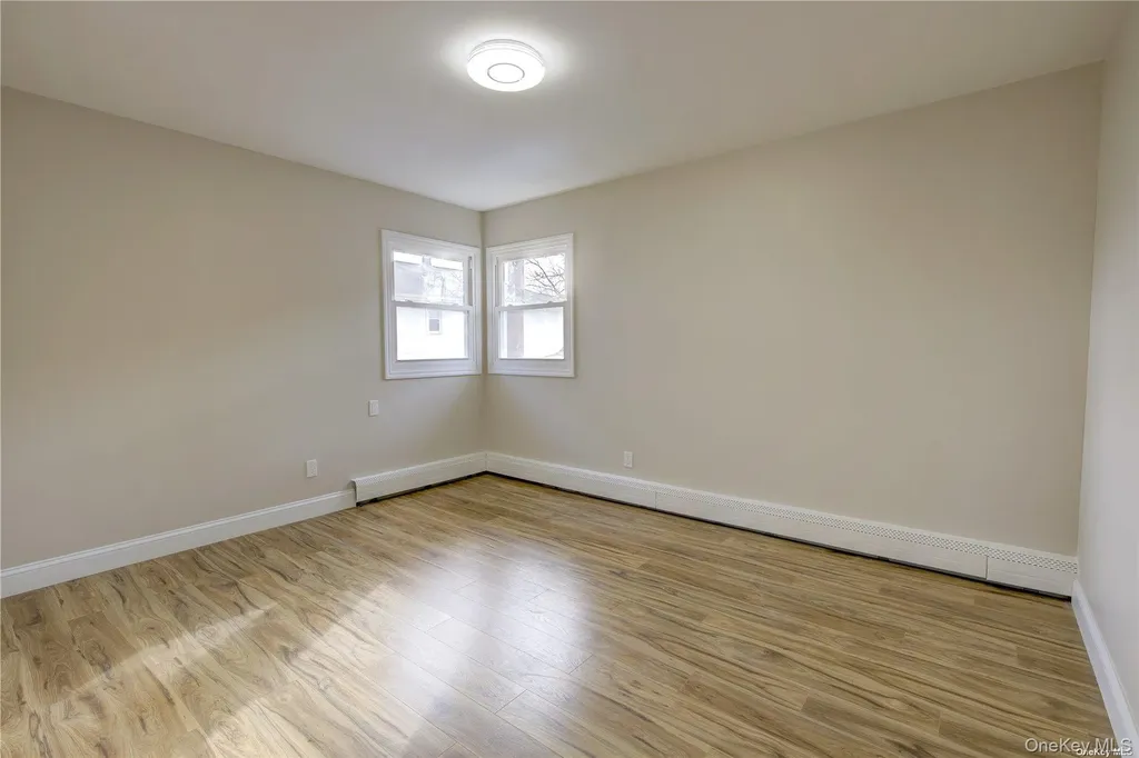 207 Catherine Avenue Franklin Square NY 11010