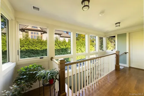 10 Sherman Avenue Dobbs Ferry NY 10522