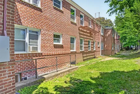 205 W Post Road White Plains NY 10606