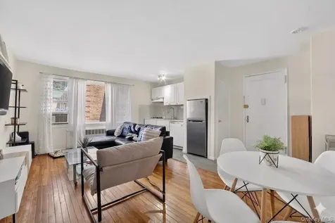 205 W Post Road White Plains NY 10606