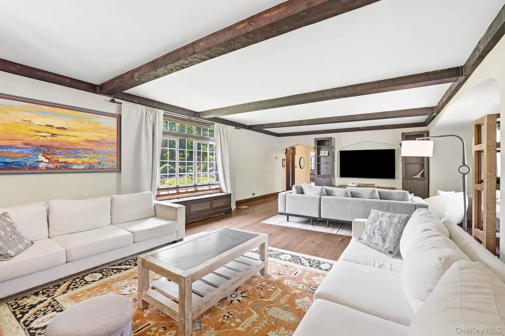 14 Overhill Road New Rochelle NY 10804