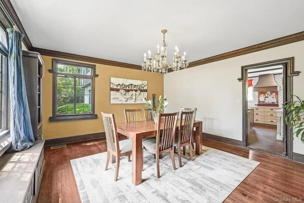 14 Overhill Road New Rochelle NY 10804