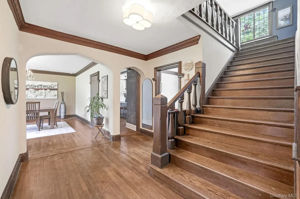 14 Overhill Road New Rochelle NY 10804