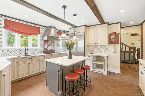 14 Overhill Road New Rochelle NY 10804