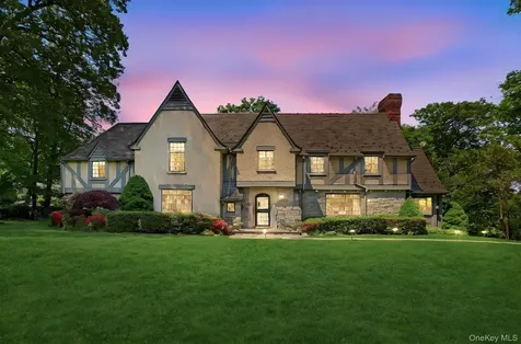 14 Overhill Road New Rochelle NY 10804