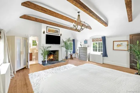 14 Overhill Road New Rochelle NY 10804