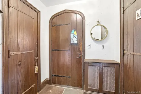 14 Overhill Road New Rochelle NY 10804